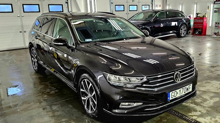 Volkswagen Passat cena 85000 przebieg: 65000, rok produkcji 2020 z Gdańsk małe 22